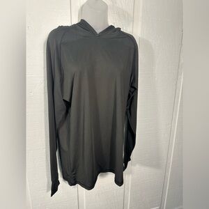 We 1 Fit Women’s Black Quick Dry Hoodie Size Medium NWT